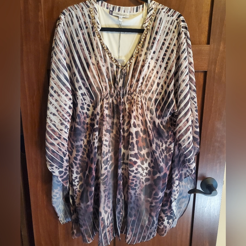 NWT Jennifer Lopez Leopard Kaftan